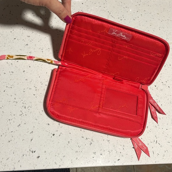 Like New Vera Bradley wristlet wallet~ org, pink, olive grn, gold, cream floral - Picture 5 of 10